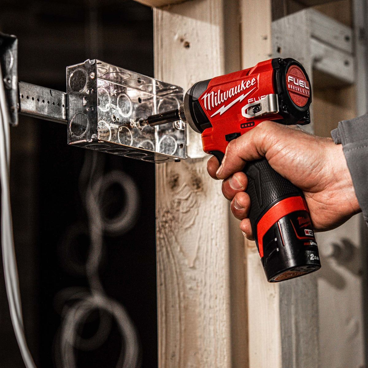 Milwaukee M12FID2-0 12V Brushless Impact Driver with 1 x 2.5Ah Battery & Charger
